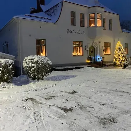 Vanha Kanttorila ,huone B Pohjakerroksessa Loviisa