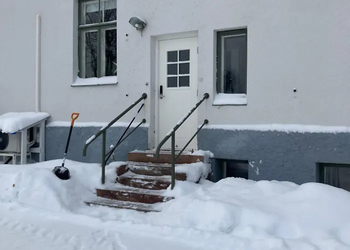 Vanha Kanttorila ,huone B Pohjakerroksessa Daire