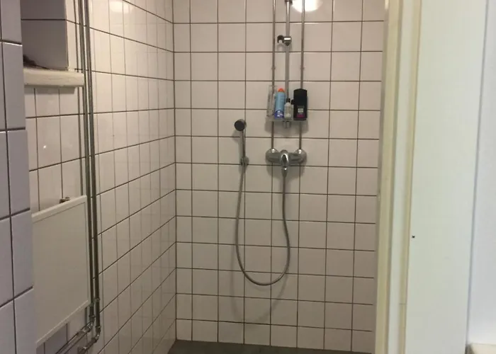 Vanha Kanttorila ,huone B Pohjakerroksessa Daire